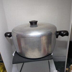 Wear-Ever Pot With Lid #997 10 1/2" Diameter x 6 1/2" High W/ Original Heavy Lid